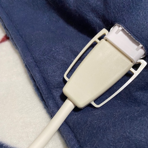 Winnipeg Jets Electric blanket NHL Hockey - Picture 10 of 16